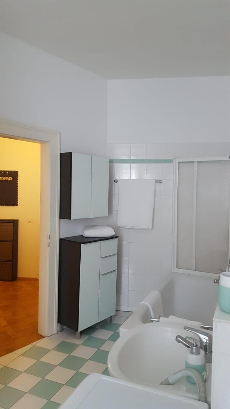 Hotel-Appartement-Villa Ulenburg Dresden Kamer foto