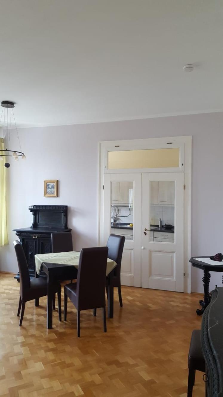 Hotel-Appartement-Villa Ulenburg Dresden Kamer foto