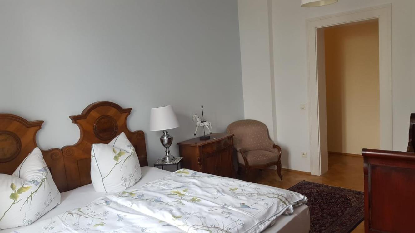Hotel-Appartement-Villa Ulenburg Dresden Kamer foto