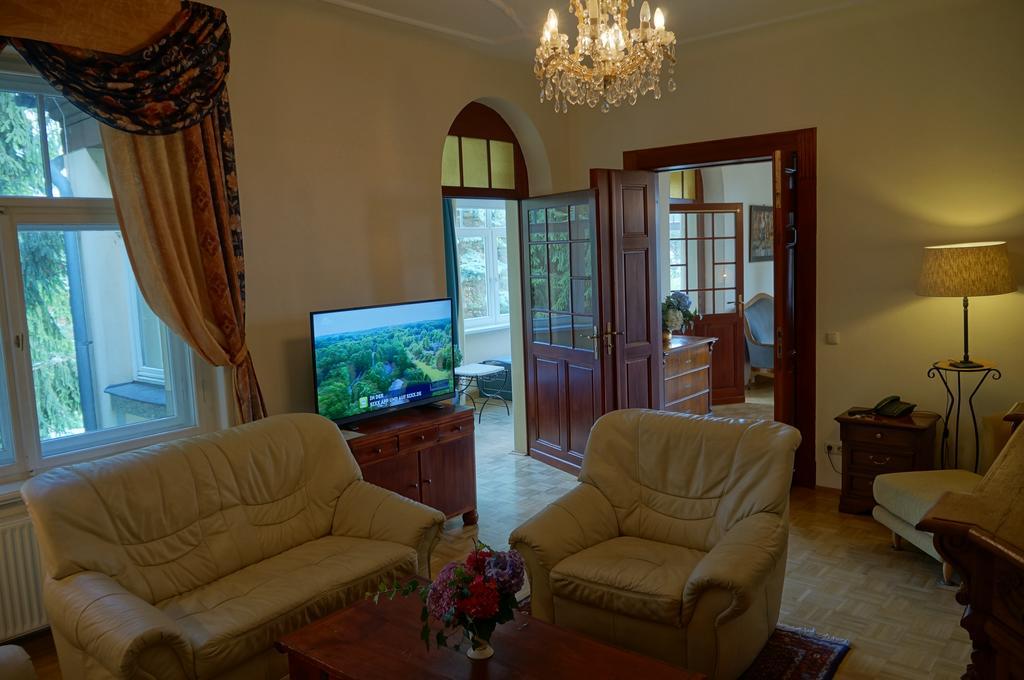 Hotel-Appartement-Villa Ulenburg Dresden Buitenkant foto