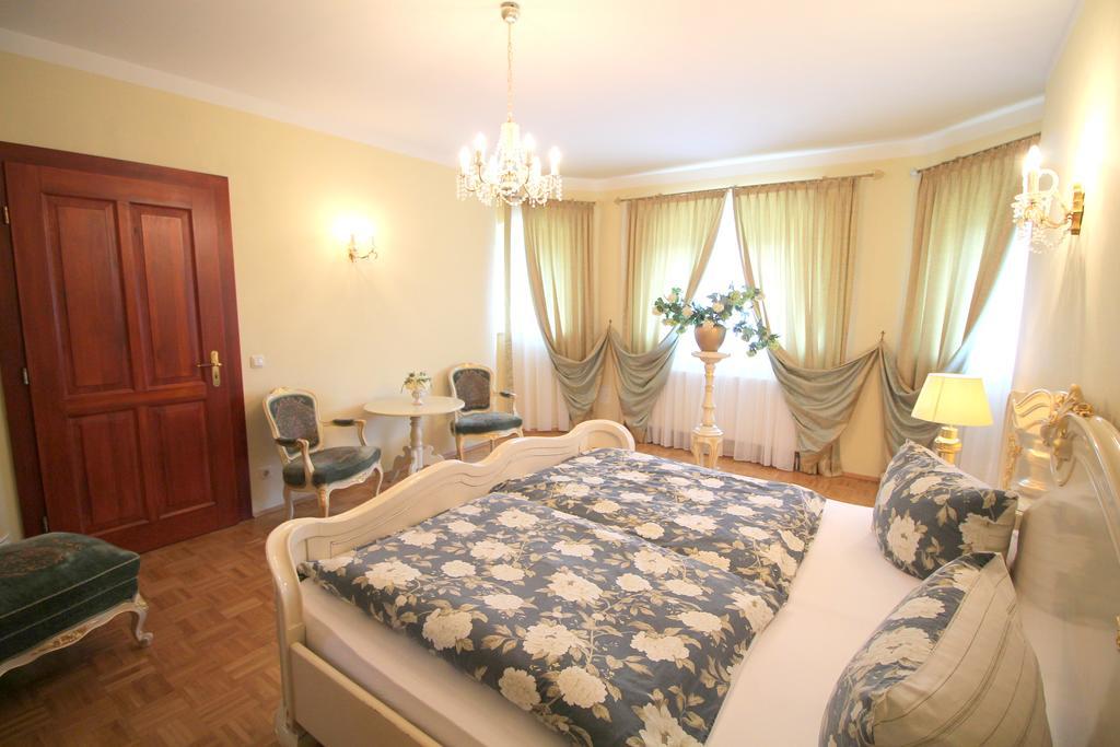 Hotel-Appartement-Villa Ulenburg Dresden Buitenkant foto
