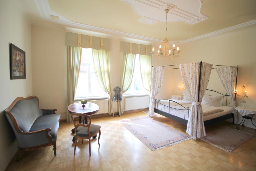 Hotel-Appartement-Villa Ulenburg Dresden Buitenkant foto