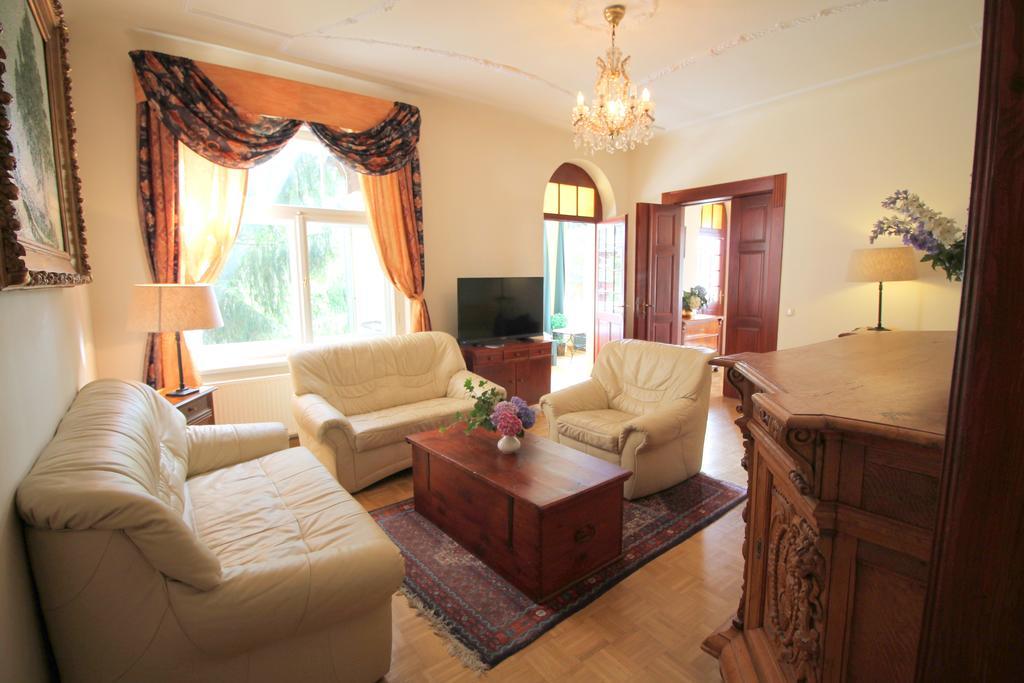 Hotel-Appartement-Villa Ulenburg Dresden Buitenkant foto