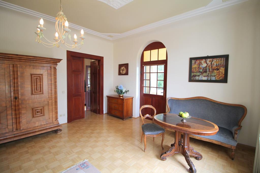 Hotel-Appartement-Villa Ulenburg Dresden Buitenkant foto