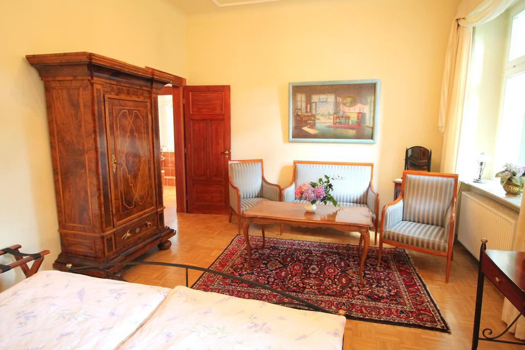 Hotel-Appartement-Villa Ulenburg Dresden Buitenkant foto