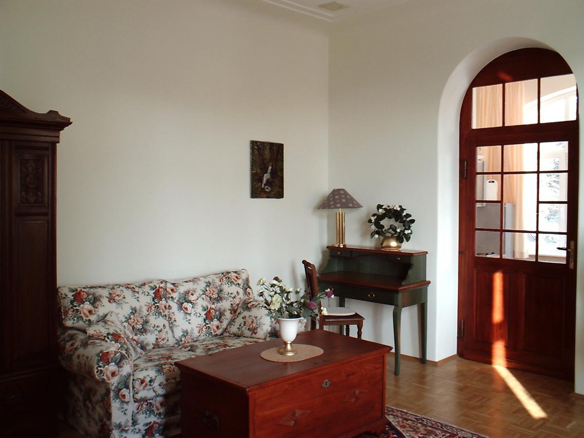 Hotel-Appartement-Villa Ulenburg Dresden Buitenkant foto